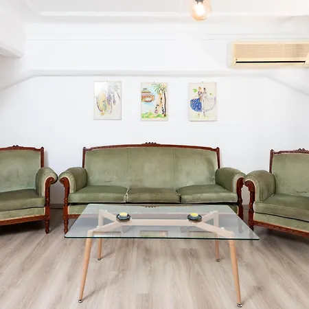 Apartment Beautiful Neo-classic In Exarchia Athens